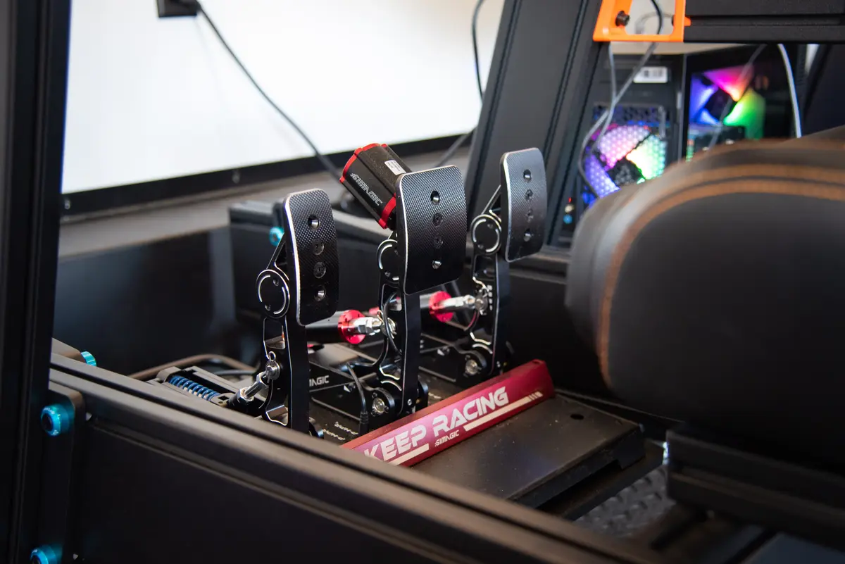 Racing pedals and RGB PC detail